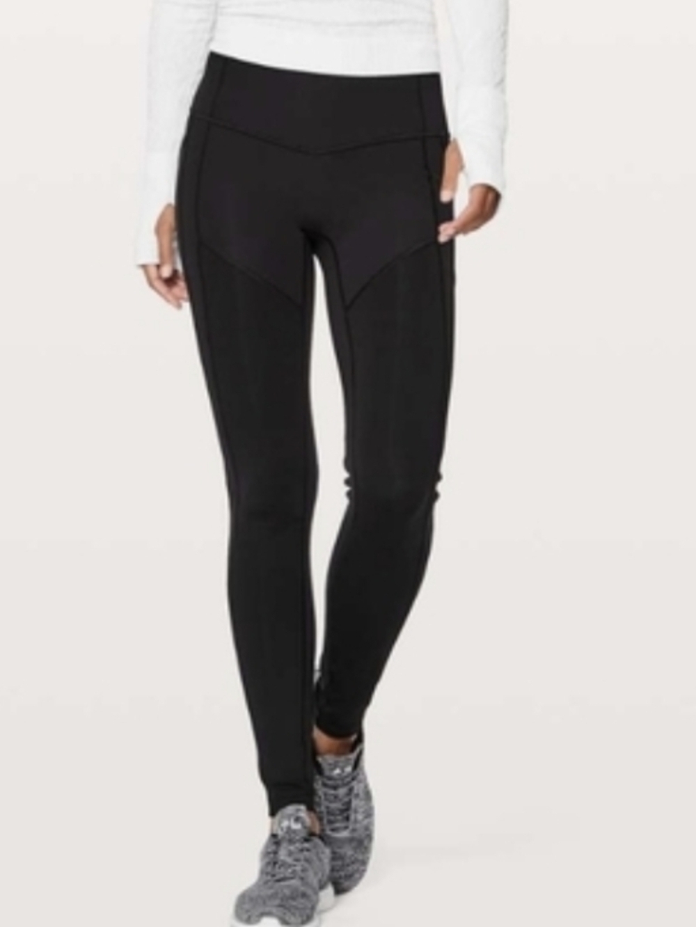 LULULEMON...Black High-Waisted Leggings..SIZE:6